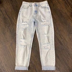 Cello Light Blue Wash High Waisted Jeans in size 7